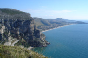 Spiaggia-di-Sant-Agostino-300x200 La Riviera di Ulisse Gaeta il serpente e la storia del contadino "Trapanieglie"