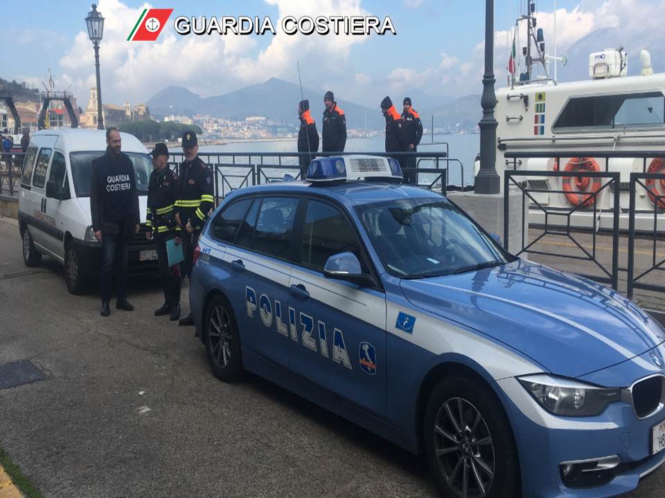 ricci2 Guardia Costiera sequestro di ricci di mare e sanzioni per oltre 1000 Euro